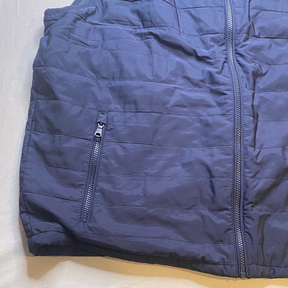 Banana Republic Men's Dark Blue Quilted Vest NWOT - Picture 6 of 11